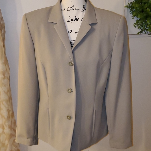 Karen Scott Jackets & Blazers - Karen Scott Suit Jacket - New
